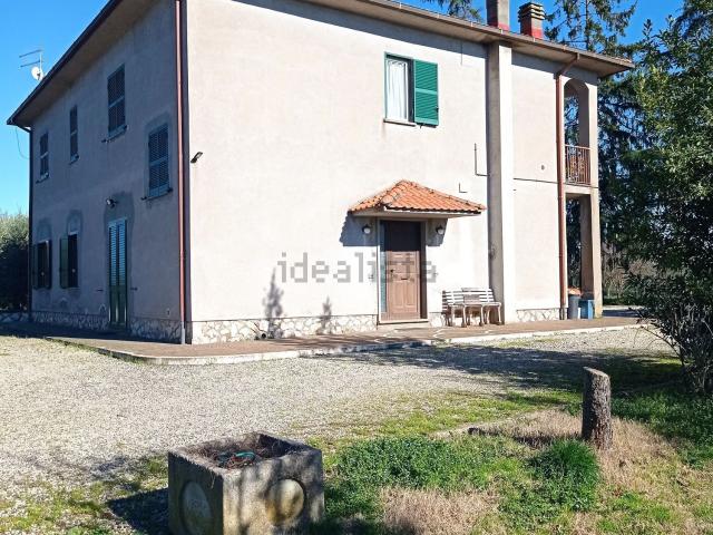 Appartamento in vendita di 122 m² in Strada Provinciale Lubrianese, 13