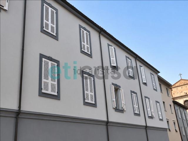 Appartamento in vendita di 123 m² in Via Campagna, 52