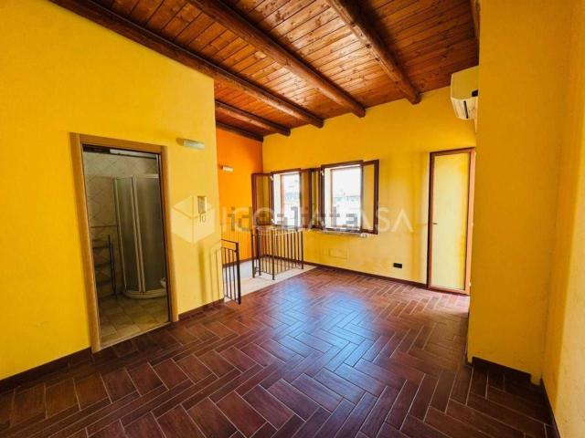 Appartamento in vendita di 123 m² in Via Cesare Battisti, 90