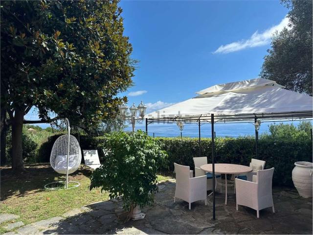 Appartamento in vendita di 123 m² in Via Agave, 16