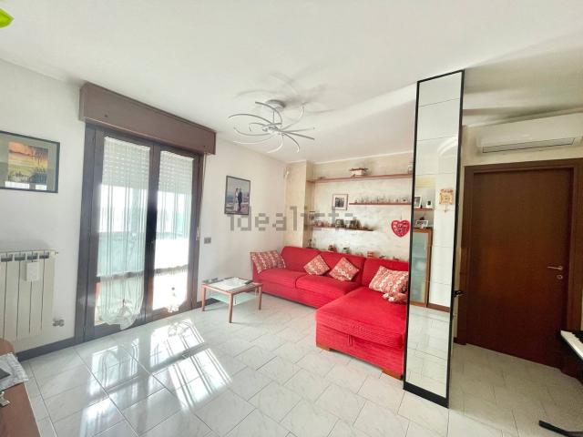 Appartamento in vendita di 123 m² in Via G. Carducci, 21