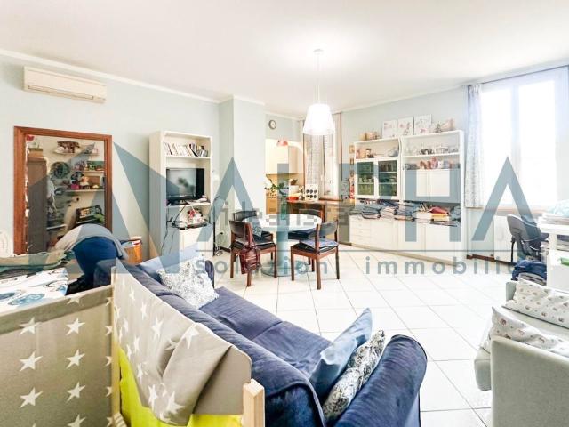 Appartamento in vendita di 123 m² in Via Giacomo Matteotti