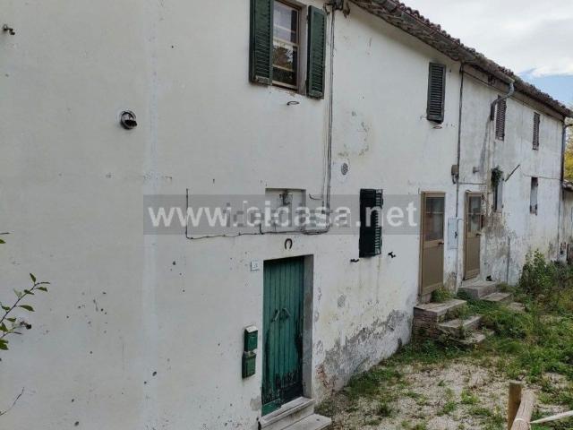 Appartamento in vendita di 123 m² in Via Guido da Montefeltro, 9