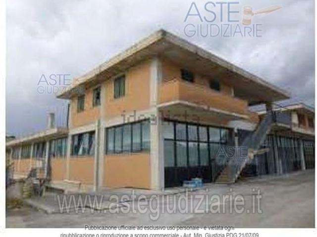 Appartamento in vendita di 123 m² in Via dell&apos Industria, 148