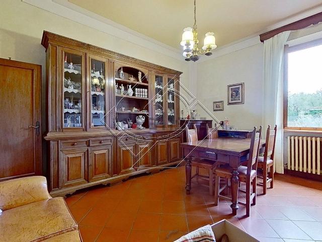 Appartamento in vendita di 123 m² in Via della Bifonica