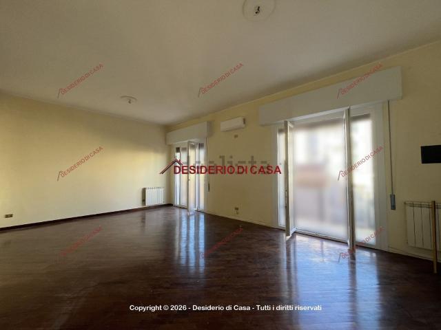Appartamento in vendita di 123 m² in Via della Libertà, 64