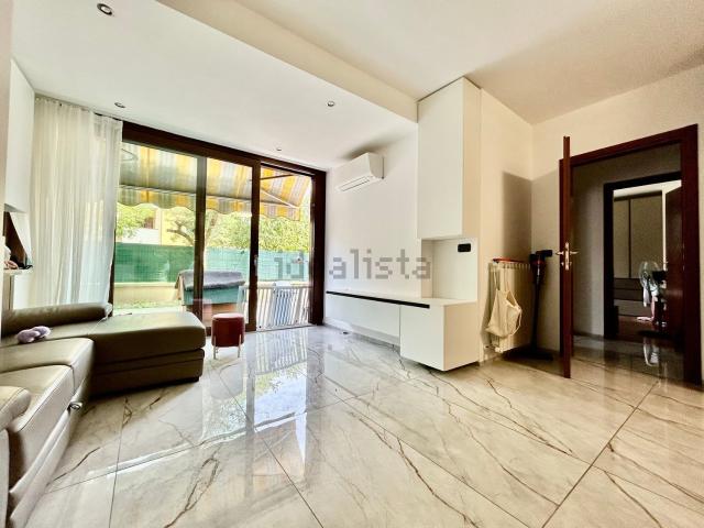 Appartamento in vendita di 123 m² in Via Emilia, 373