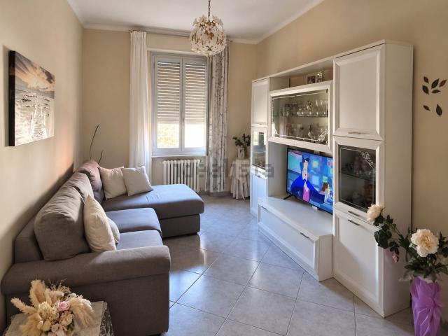 Appartamento in vendita di 123 m² in Via Francesco Baracca, 14