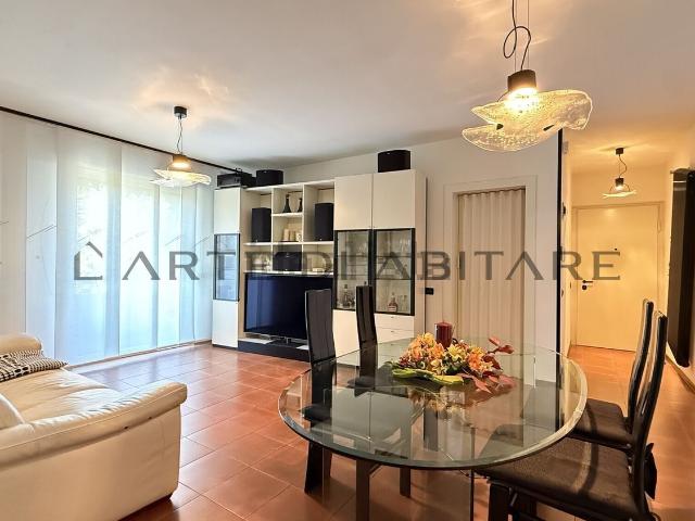 Appartamento in vendita di 123 m² in Via Lorenzo Perosi, 13