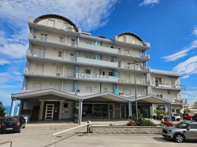 Appartamento in vendita di 123 m² in Via Luigi Cardone, 107