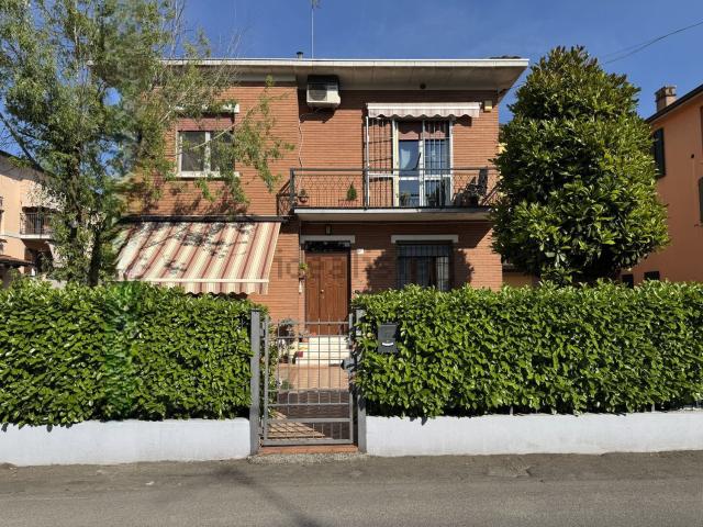 Appartamento in vendita di 123 m² in Via luigi scotti, 27