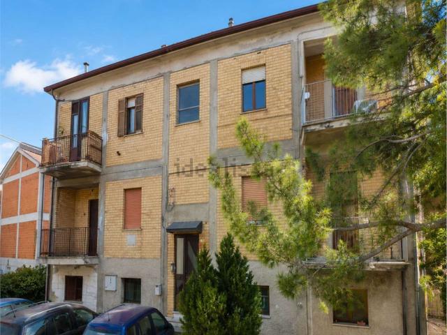 Appartamento in vendita di 123 m² in Via Mar. Q. Leonardi, 6