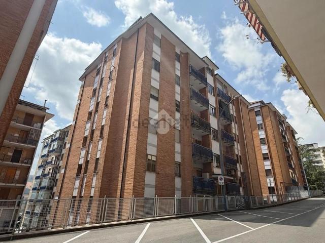Appartamento in vendita di 123 m² in Via Nicola Sole, 4