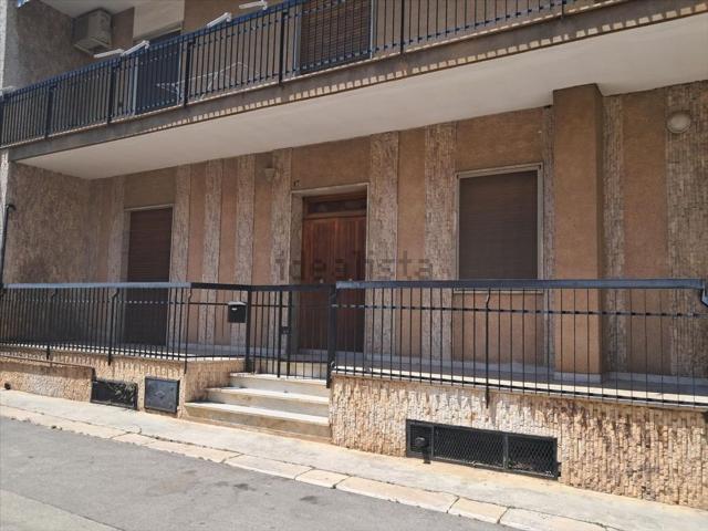 Appartamento in vendita di 123 m² in Via Santa Lucia