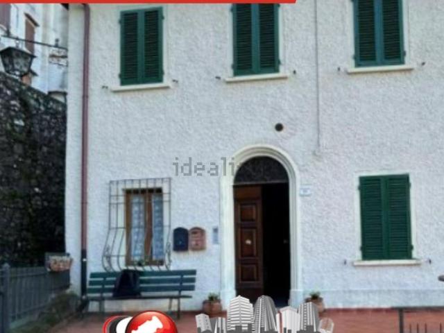 Appartamento in vendita di 123 m² in Via Pacini