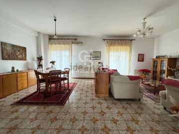 Appartamento in vendita di 123 m² in Via Paestum, 2