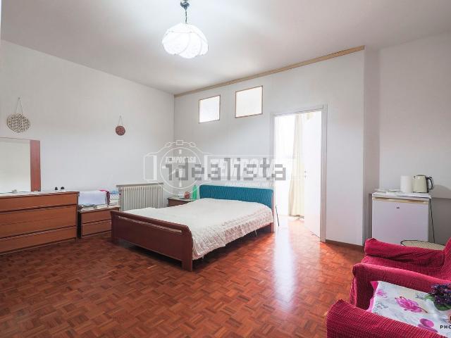 Appartamento in vendita di 123 m² in Via Rocca Brancaleone