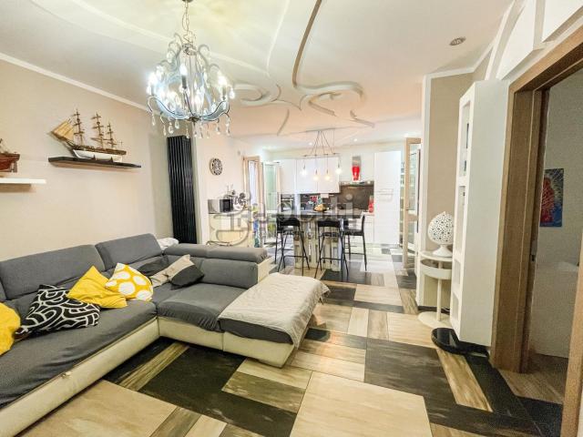 Appartamento in vendita di 123 m² in Via Tripoli