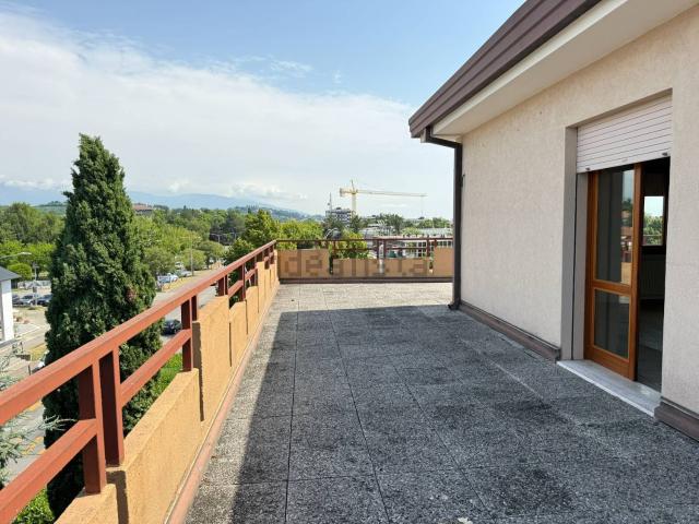 Appartamento in vendita di 123 m² in Via Vecchia Trevigiana, 101