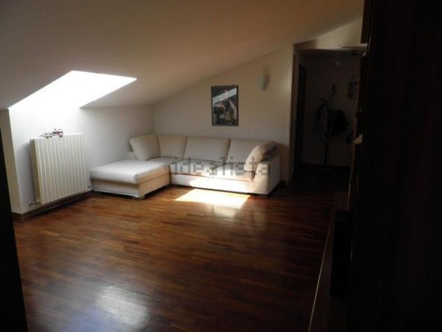 Appartamento in vendita di 123 m² in Via XXIV Maggio