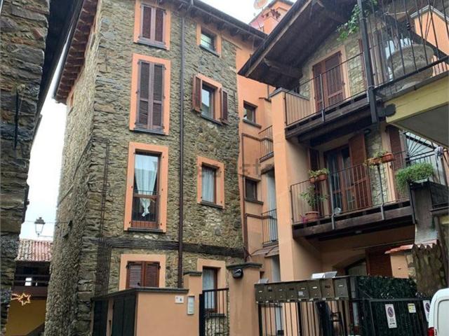 Appartamento in vendita di 123 m² in Vicolo Aosta, 6