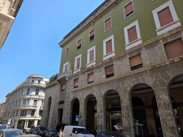 Appartamento in vendita di 123 m² in Corso Campi, 11