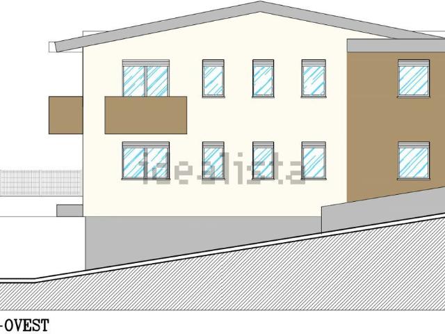 Appartamento in vendita di 124 m² in Via Ca&apos  Crosara