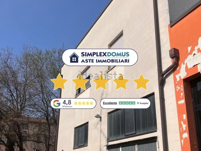 Appartamento in vendita di 124 m² in Via Clelia Fano