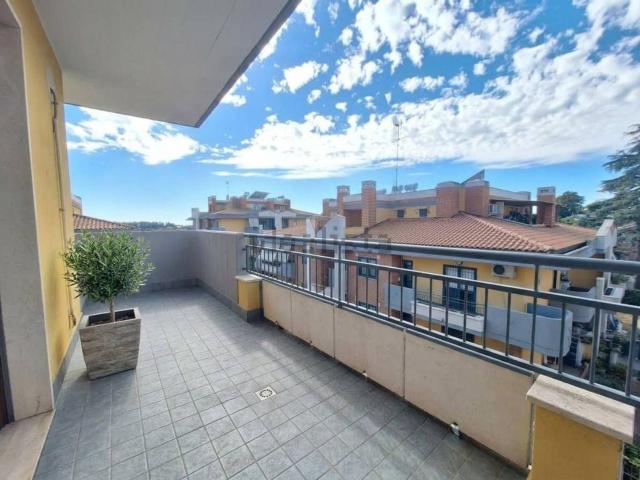 Appartamento in vendita di 124 m² in Via Alessandro Santini, 148