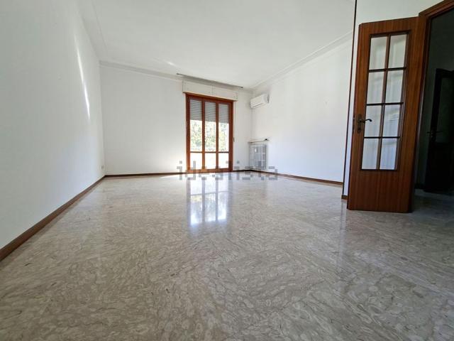 Appartamento in vendita di 124 m² in Via Argonne
