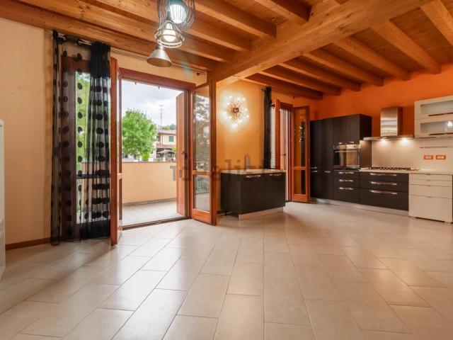 Appartamento in vendita di 124 m² in Via B. Zaccagnini, 1