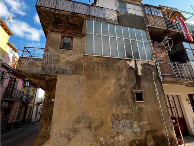 Appartamento in vendita di 124 m² in Via Giuseppe Mazzini, 25
