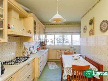 Appartamento in vendita di 124 m² in Via dei Gigli, 1