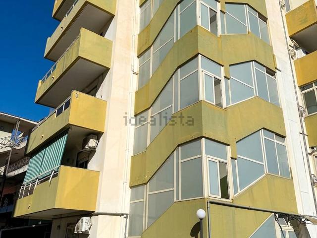 Appartamento in vendita di 124 m² in Via dei Limoni