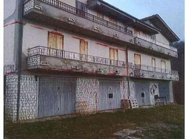 Appartamento in vendita di 124 m² in Via del Poggio