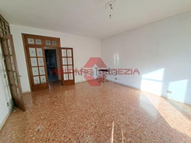 Appartamento in vendita di 124 m² in Via del Zatta