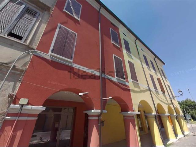Appartamento in vendita di 124 m² in Via della Pace, 125
