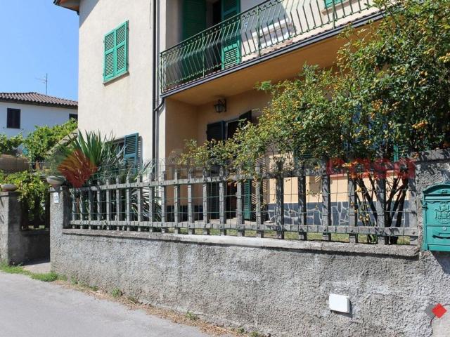 Appartamento in vendita di 124 m² in Via di Chiosa, 13