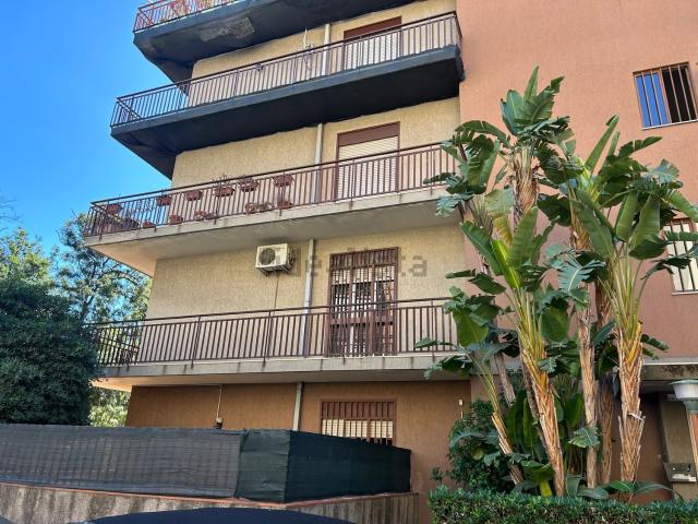 Appartamento in vendita di 124 m² in Via Francesco Zangri, 30