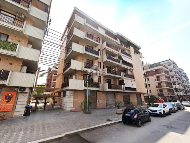 Appartamento in vendita di 124 m² in Via Lucera, 141