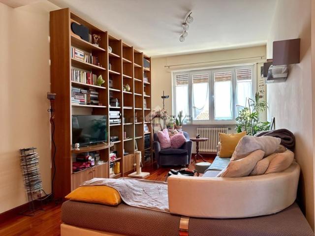 Appartamento in vendita di 124 m² in Via Modica, 12