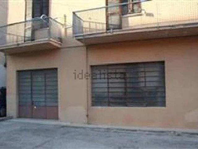 Appartamento in vendita di 124 m² in Via Montegrappa, 35