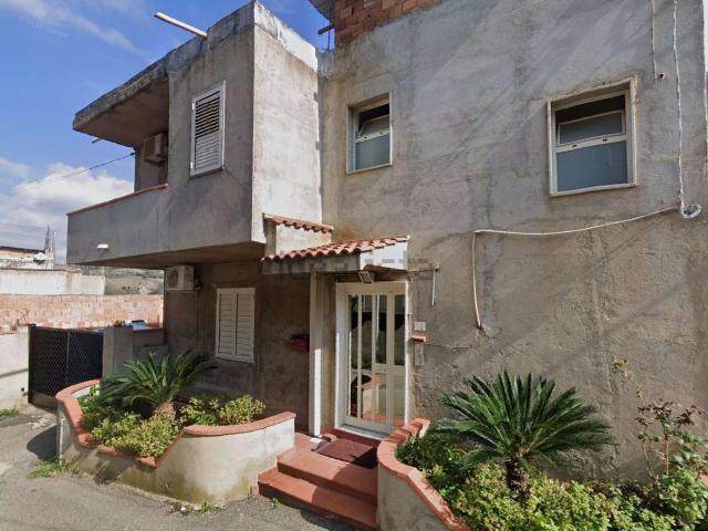 Appartamento in vendita di 124 m² in Via Sala di Mosorrofa, 19