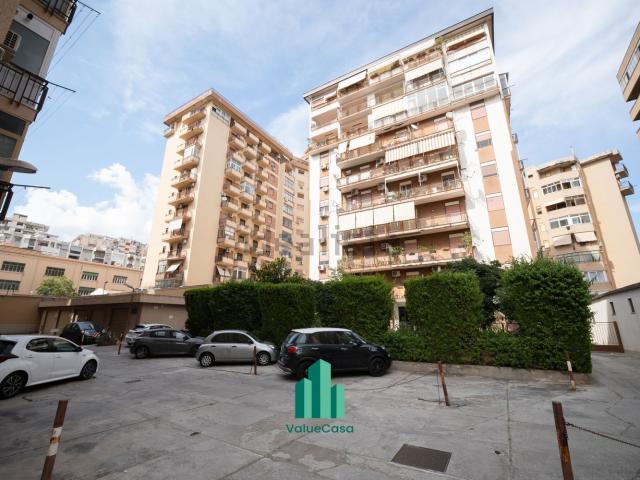 Appartamento in vendita di 124 m² in Via Sampolo, 51