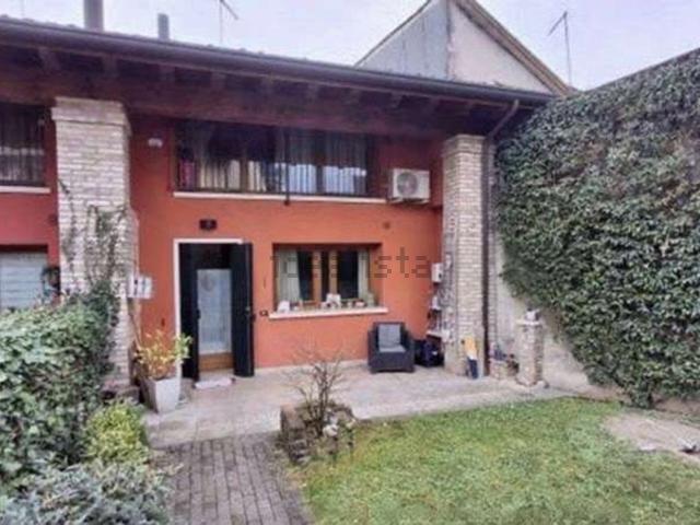 Appartamento in vendita di 124 m² in Via San Pio X