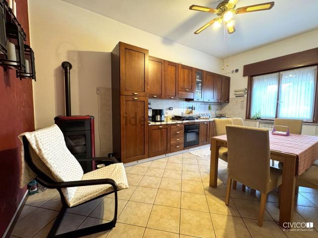 Appartamento in vendita di 124 m² in Via Stradone, 82
