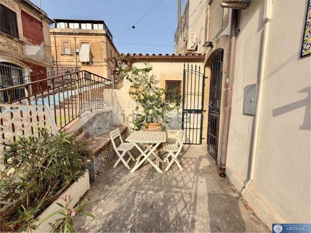 Appartamento in vendita di 124 m² in Via Torino