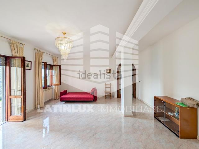 Appartamento in vendita di 124 m² in Via Tanaro