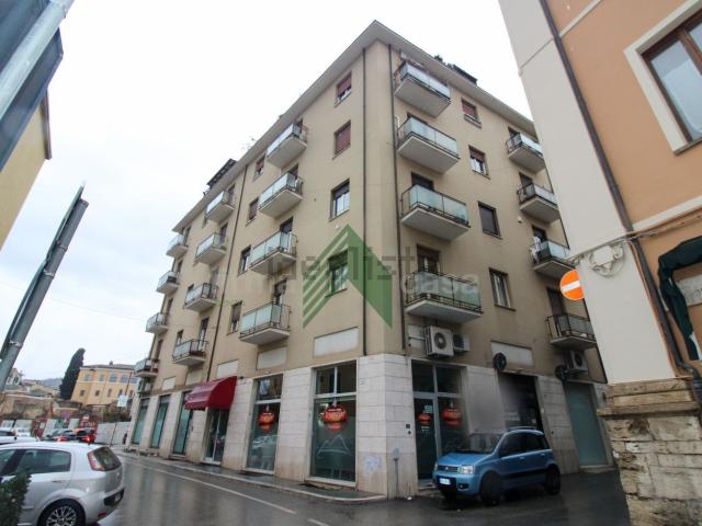 Appartamento in vendita di 124 m² in Via Teatro Antico, 18