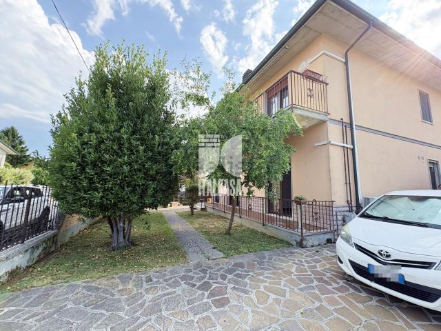 Appartamento in vendita di 124 m² in Via Vincenzo Bellini